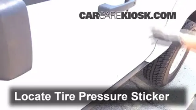 2009 Hummer H3 3.7L 5 Cyl. Pneus et roues Vérifier la pression des pneus